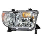 セコイアの車のヘッドライト